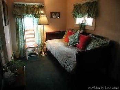 Green Apple Inn Купърстаун Стая снимка